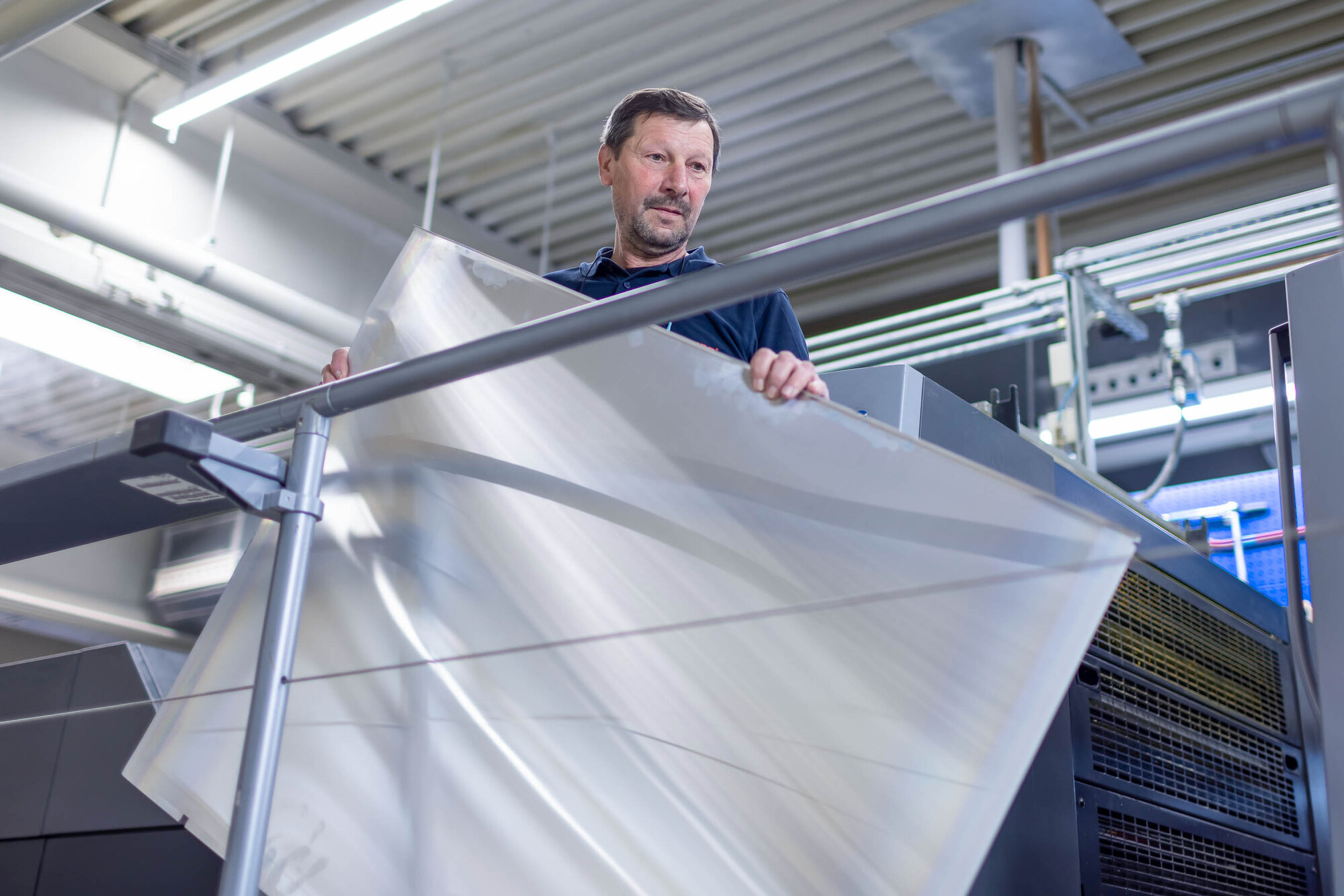 Bogenoffset-Druckplatte-Person-001.jpg Bogenoffset-Druckplatte-Person-001.jpg