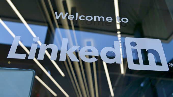 vecteezy_linkedin-headquarters-in-sunnyvale-california_2089785.jpeg